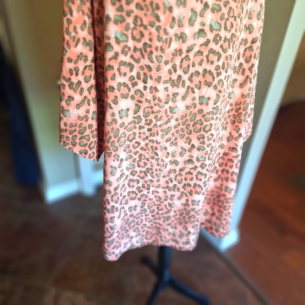NICE! Pinkish Coral Leopard Print Kimono Sz Large By mts - Picture 8 of 16